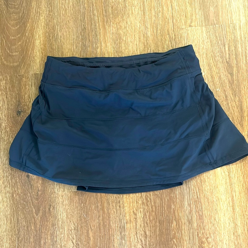 Baby blue Lululemon pace rival skirt, size 8